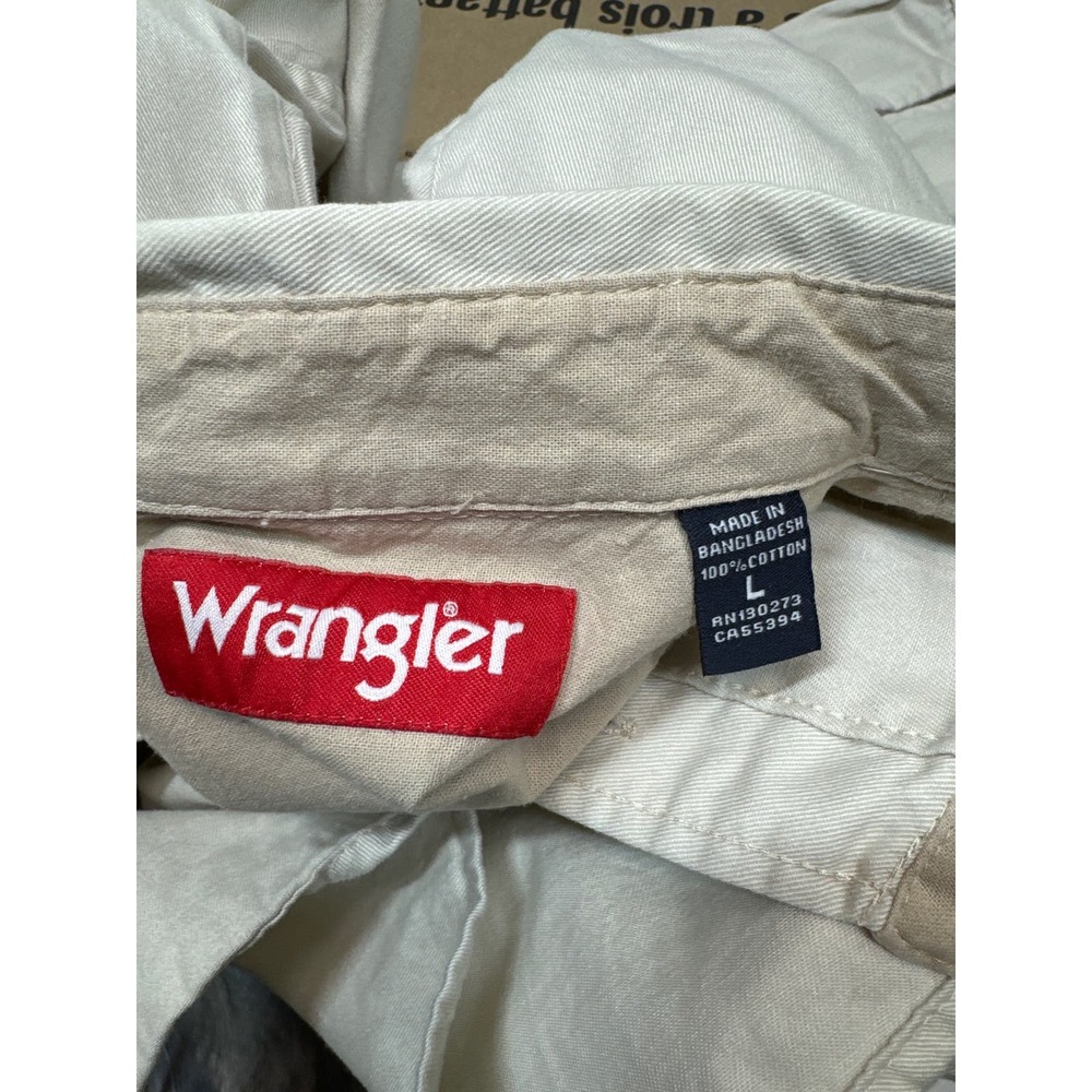 Wrangler Tan Khaki Shirt Long Sleeve 100% Cotton‎ Mens Two Pocket Size Large - Picture 4 of 4